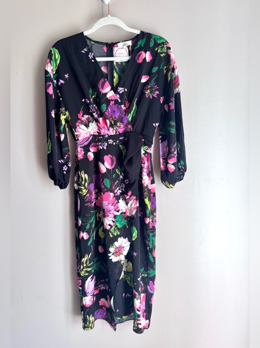 ENTRO BLACK FLORAL TROPICAL WRAP MIDI DRESS Size S Small NEW